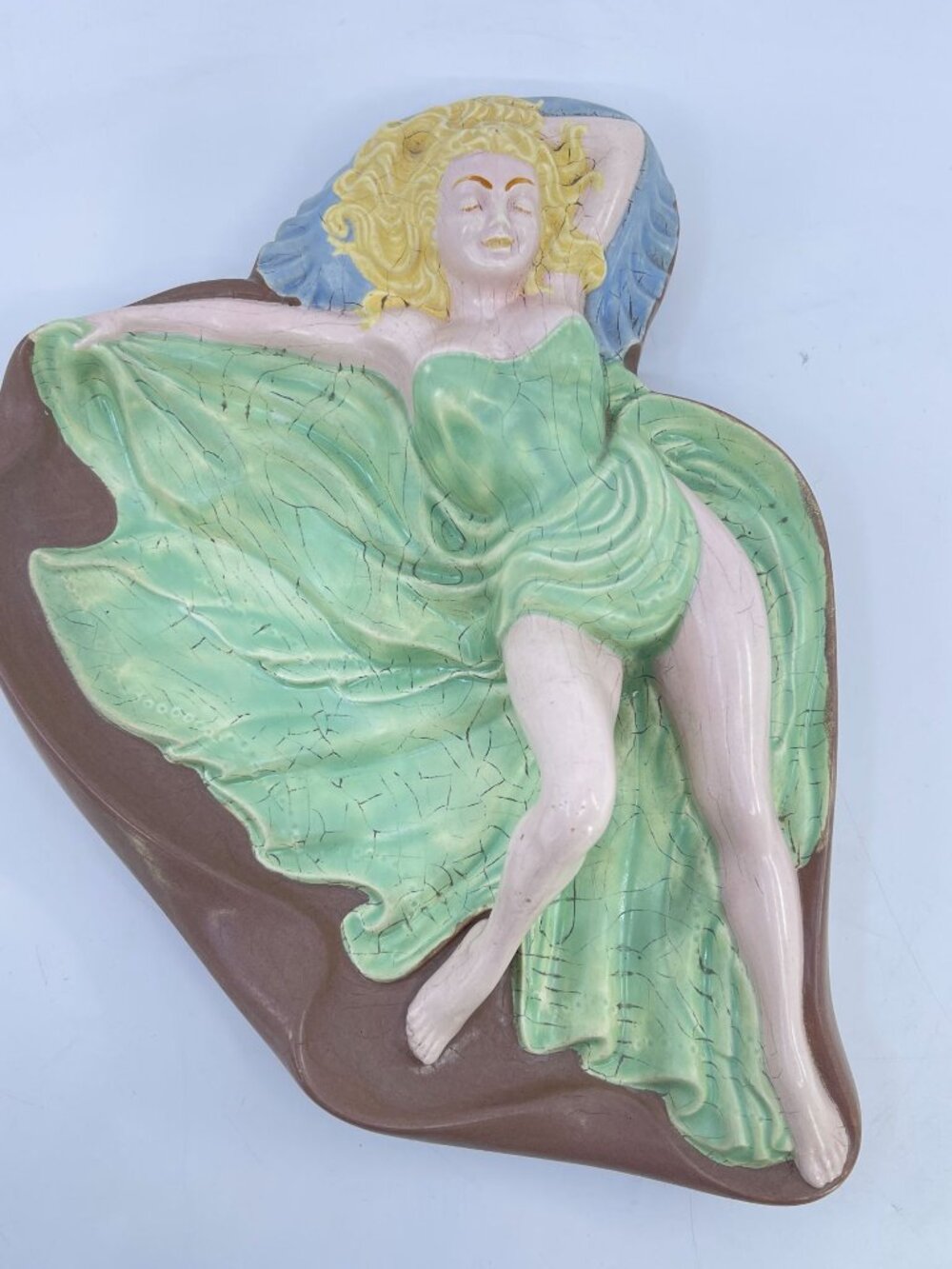 vintage ceramic ashtray featuring marilyn monroe reclining green dress